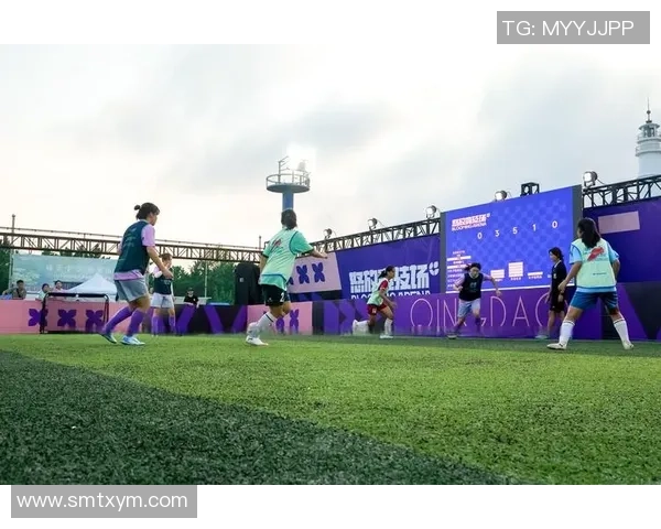 头像男球星聚焦绿茵赛场激情瞬间展现足球独特魅力