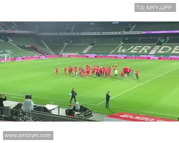 戴发夹的足球明星是谁 他用独特造型诠释球场风采 戴发夹的足球明星是谁 他用独特造型诠释球场风采